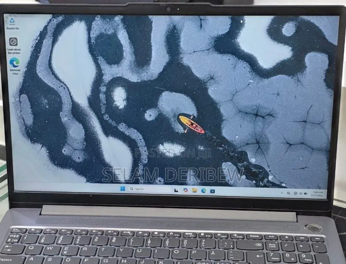 New Laptop Lenovo Ideapad 3 8GB Intel Core i5 SSD 512GB