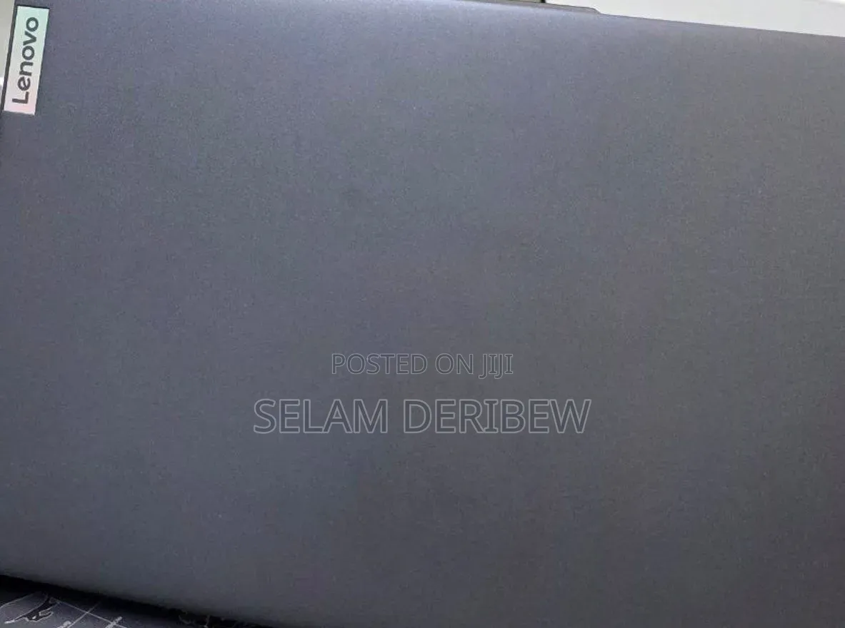 New Laptop Lenovo Ideapad 3 8GB Intel Core i5 SSD 512GB
