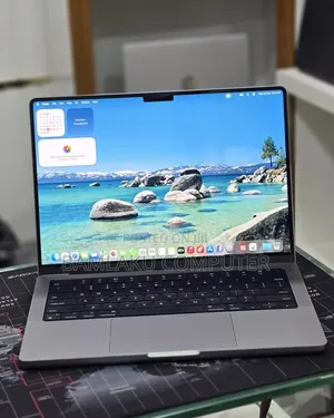 New Laptop Apple MacBook Pro 2021 M1 32GB Apple M1 Pro SSD 512GB