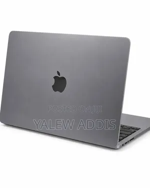 New Laptop Apple MacBook Air 2022 M2 8GB Apple M2 SSD 256GB