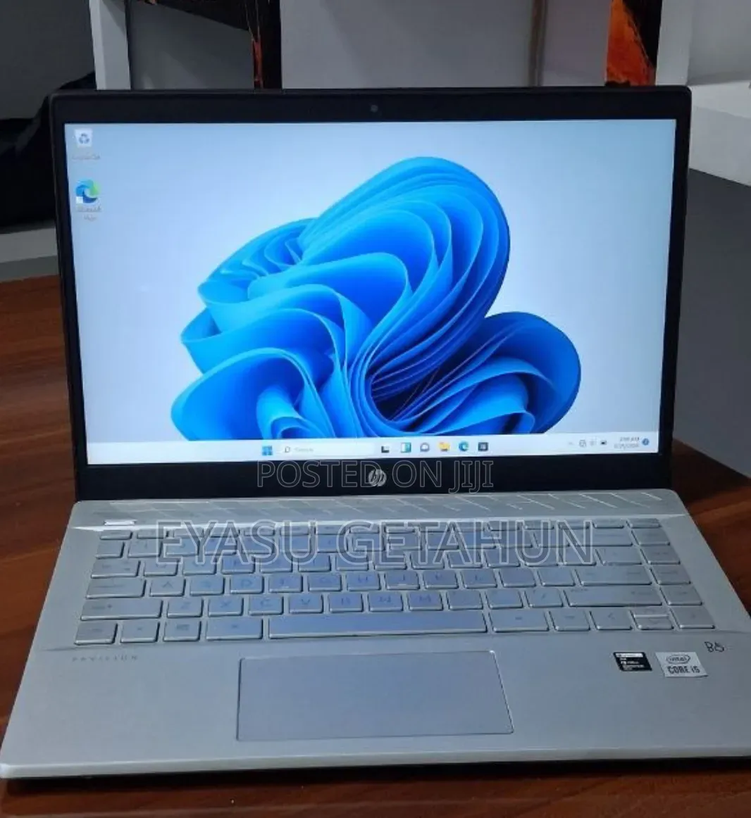 New Laptop HP Pavilion 15 8GB Intel Core i5 SSD 512GB