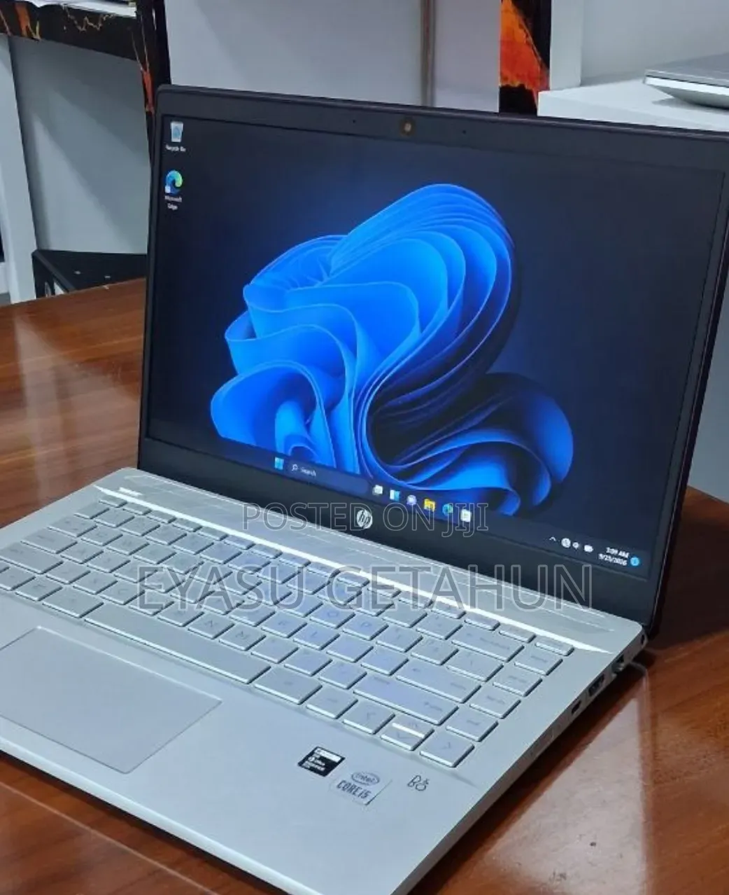 New Laptop HP Pavilion 15 8GB Intel Core i5 SSD 512GB