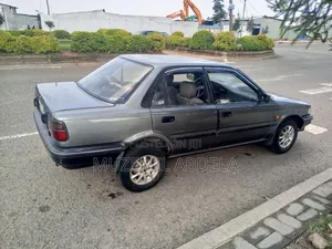 Toyota Duet 1991 Silver
