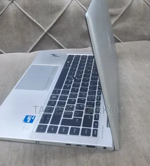 New Laptop HP EliteBook 840 G8 16GB Intel Core i5 SSD 512GB