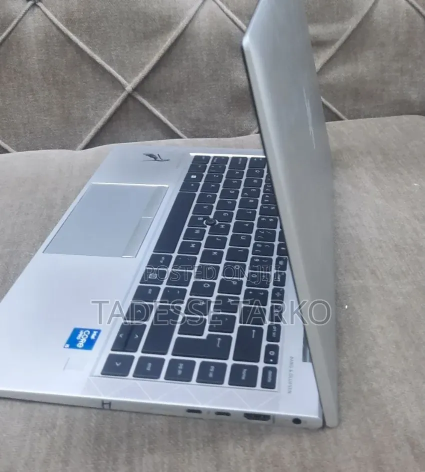 New Laptop HP EliteBook 840 G8 16GB Intel Core i5 SSD 512GB