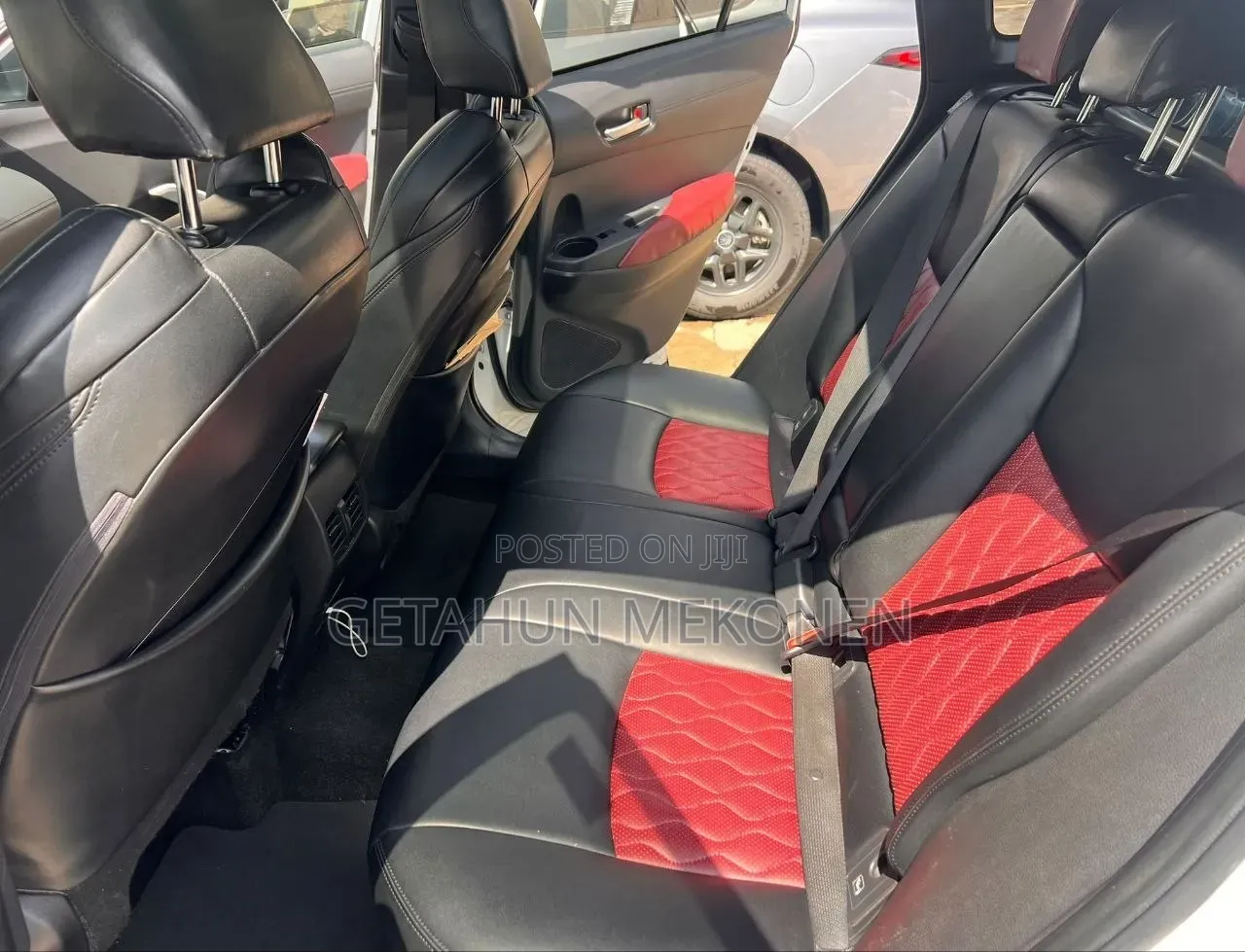 Toyota Corolla Cross 2024 White