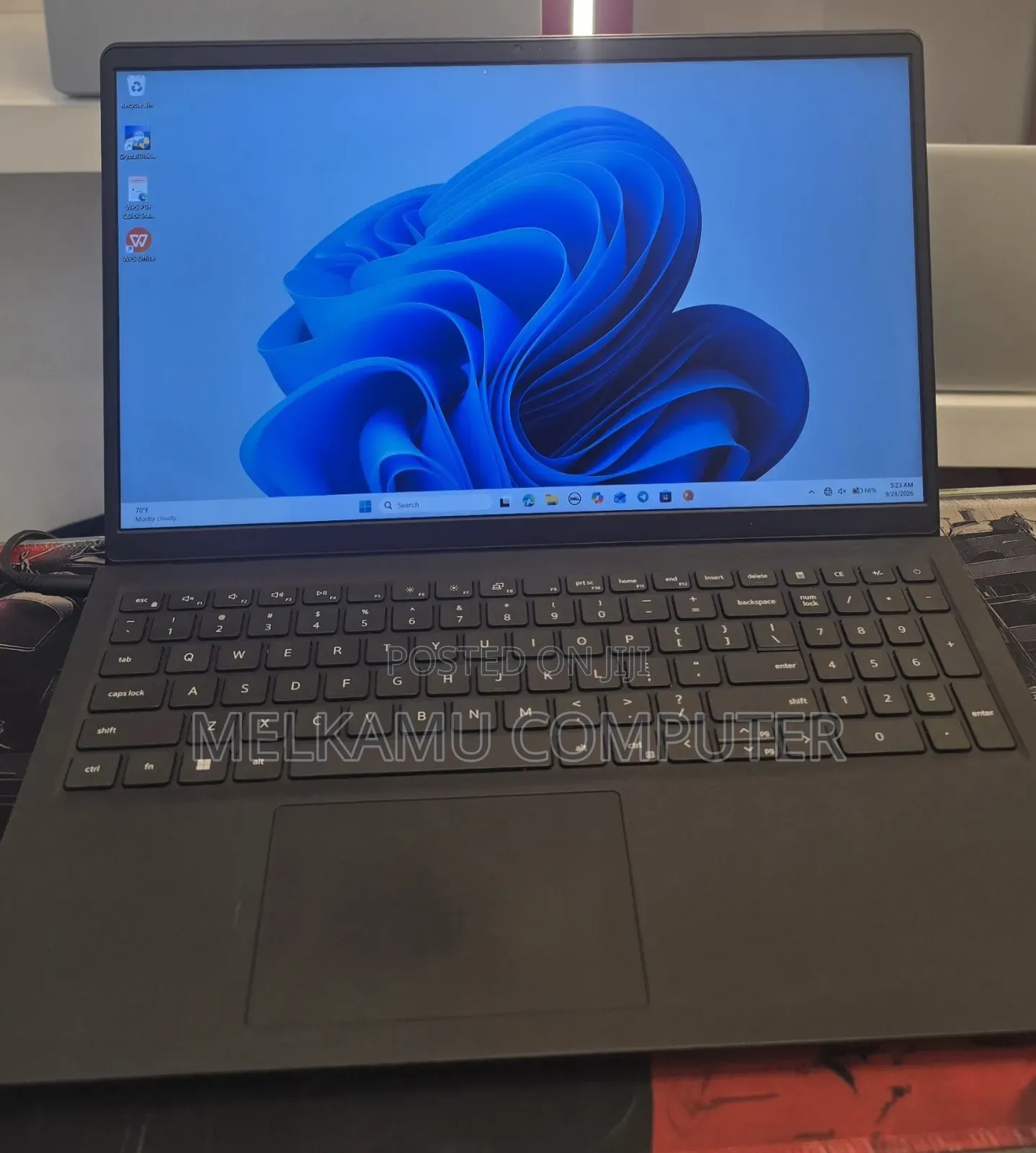 New Laptop Dell Inspiron 15 3520 16GB Intel Core i5 SSD 512GB
