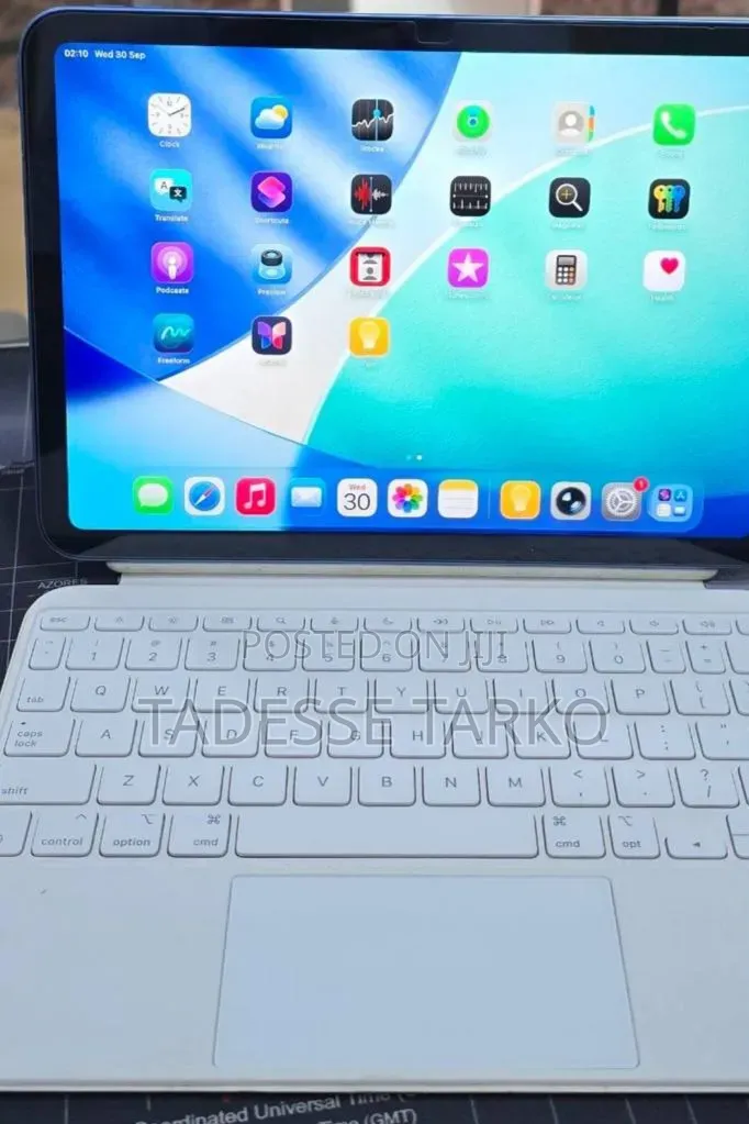 New Apple iPad Air 64 GB