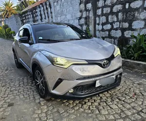 Toyota C-HR 2017 Gray