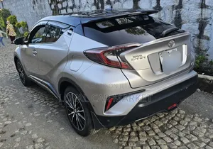 Toyota C-HR 2017 Gray