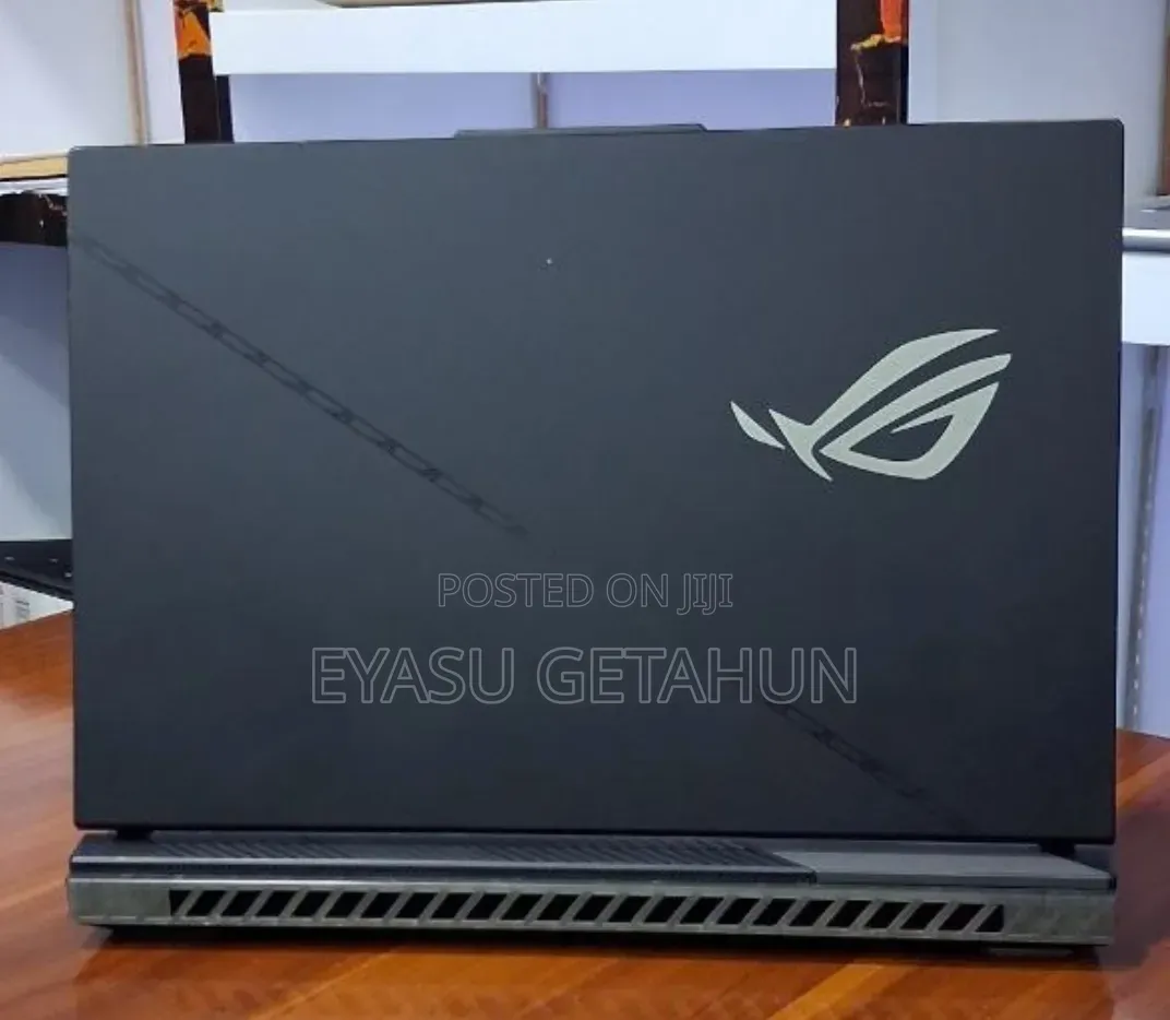 New Laptop Asus ROG Strix G15 32GB Intel Core i9 SSD 1T