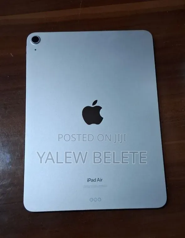 New Apple iPad Air 64 GB