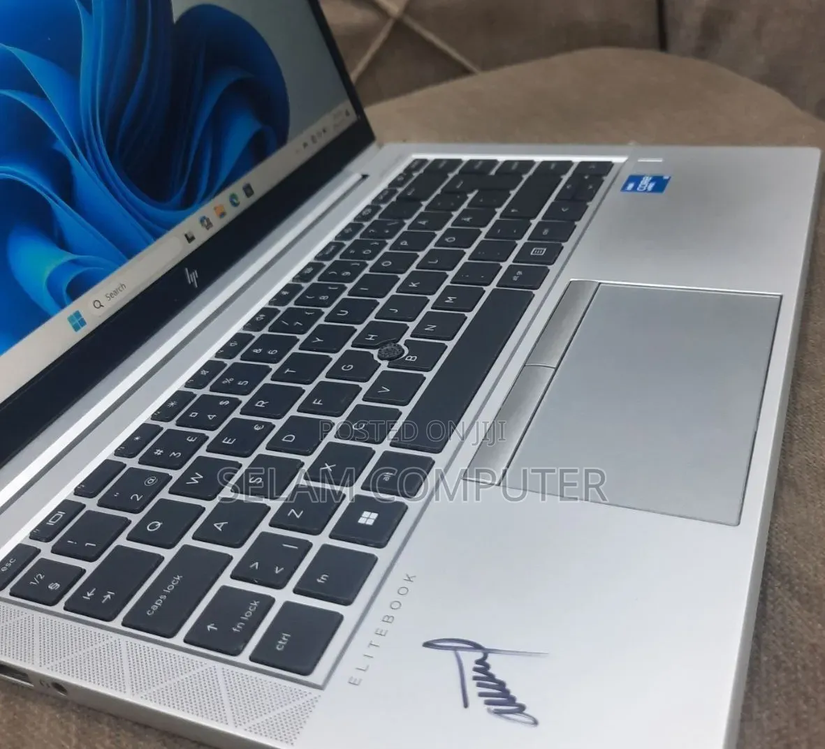 New Laptop HP EliteBook 840 G8 16GB Intel Core i5 SSD 512GB