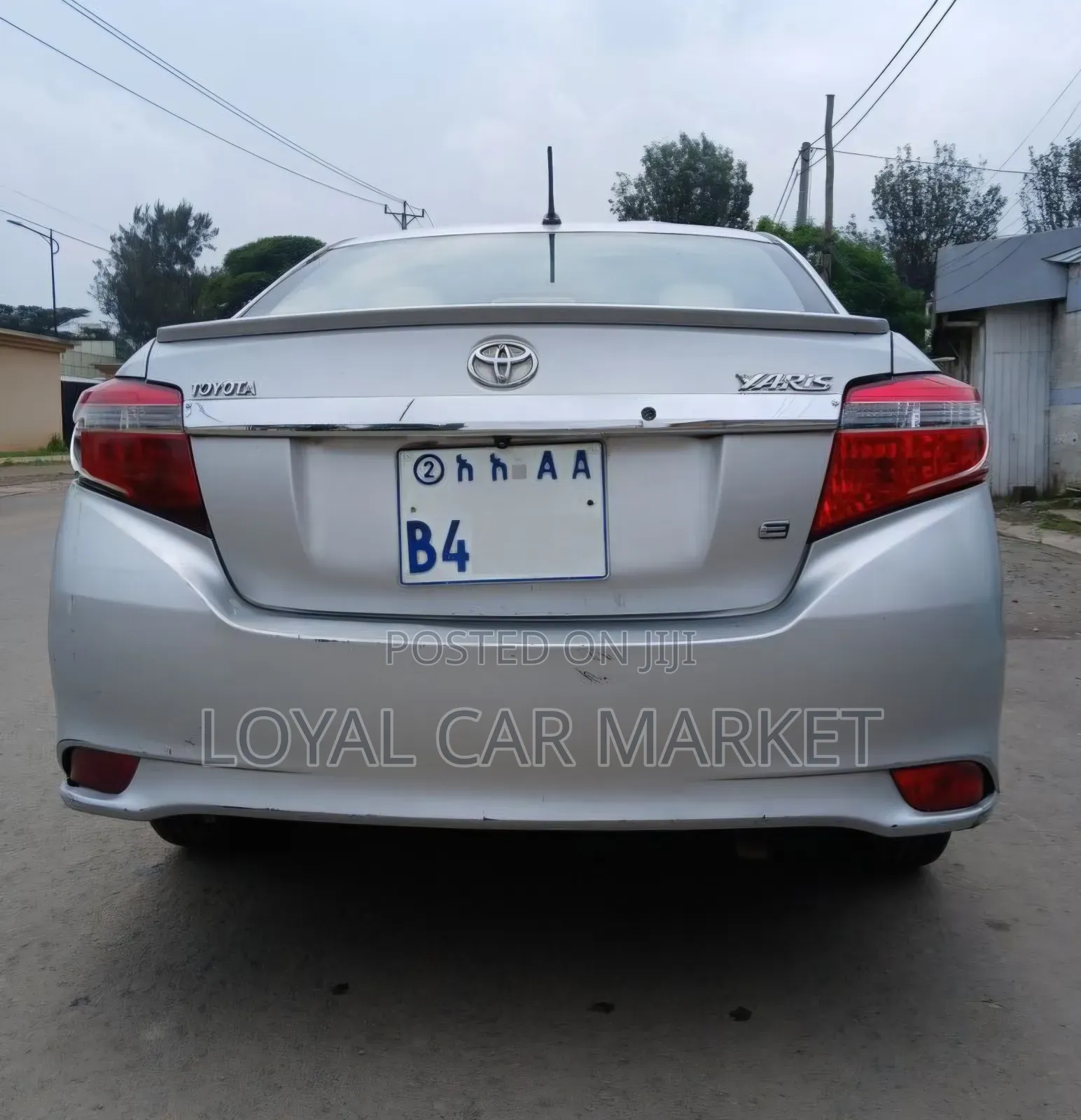 Toyota Yaris 2015 Silver