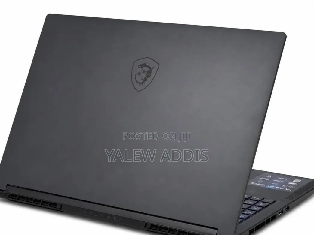 New Laptop MSI Stealth 16 AI Studio 32GB AMD Ryzen 9 SSD 1T