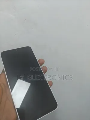New Samsung Galaxy A16 128 GB Silver
