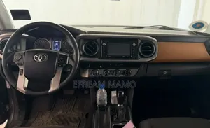 Toyota Tacoma 4dr Double Cab 2016