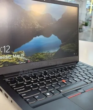 New Laptop Lenovo ThinkPad E14 Gen 4 16GB Intel Core i7 SSD 512GB