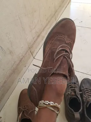 Shoes for Man for Selling Classes Man Shoes Both Are in Good Quality C