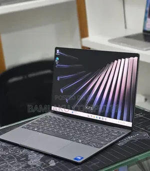 New Laptop Dell XPS 13 8GB Intel Core 5 SSD 512GB