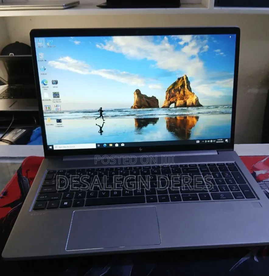 New Laptop HP ZBook Studio G8 16GB Intel Core i7 SSD 512GB