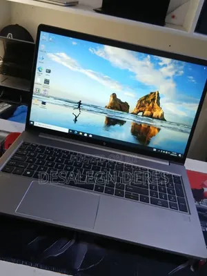 New Laptop HP ZBook Studio G8 16GB Intel Core i7 SSD 512GB