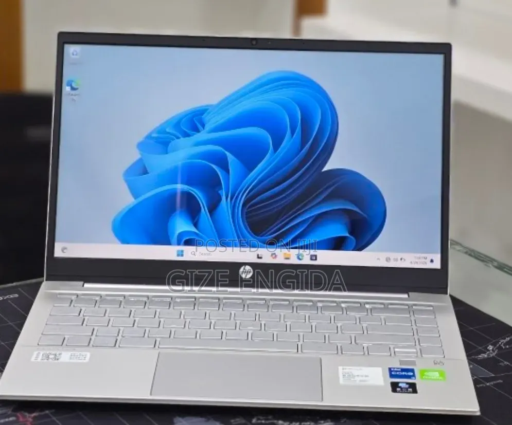 New Laptop HP Pavilion 14 16GB Intel Core i5 SSD 512GB