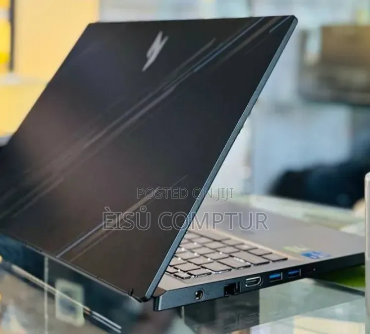 New Laptop Acer Nitro V 15 16GB Intel Core i5 SSD 512GB