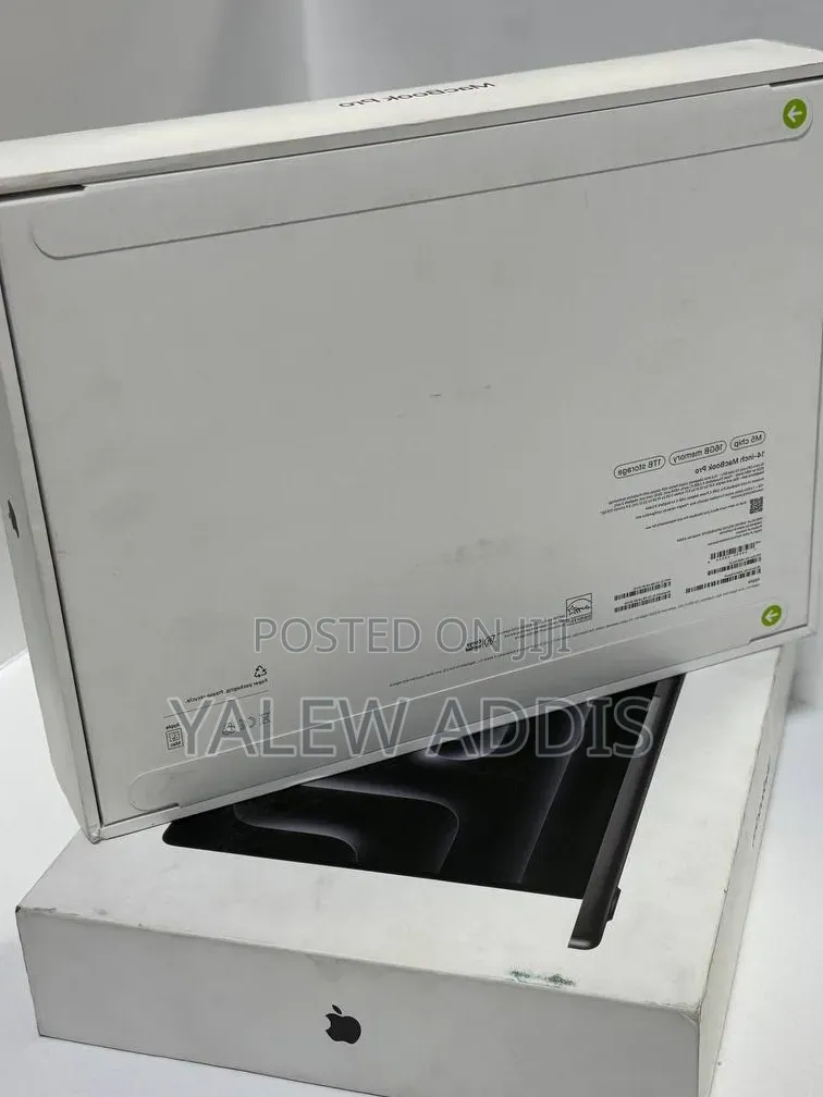 New Laptop Apple MacBook Pro 2025 M5 16GB Apple M5 SSD 1T