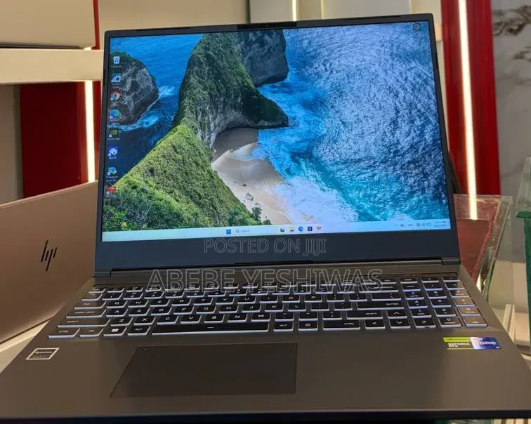 New Laptop Acer Nitro V 16 16GB Intel Core i7 SSD 1T