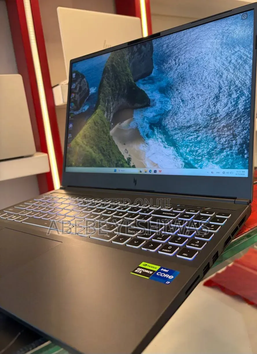 New Laptop Acer Nitro V 16 16GB Intel Core i7 SSD 1T