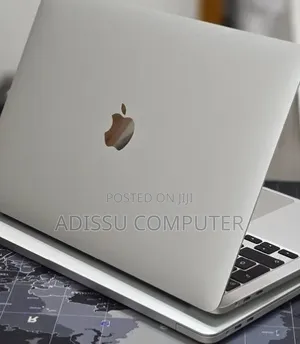 New Laptop Apple MacBook 2020 32GB Intel Core i7 SSD 512GB
