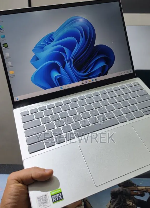 New Laptop Dell XPS 15 16GB Intel Core i7 SSD 512GB