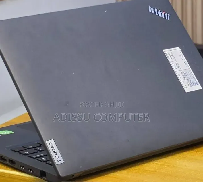 New Laptop Lenovo ThinkPad T14s Gen 2 16GB Intel Core i7 SSD 512GB