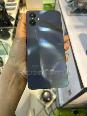New Samsung Galaxy A06 64 GB Blue