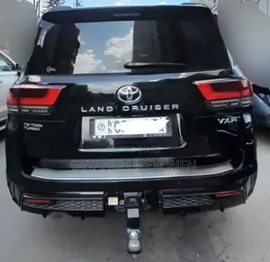 Toyota Land Cruiser 2023 Black