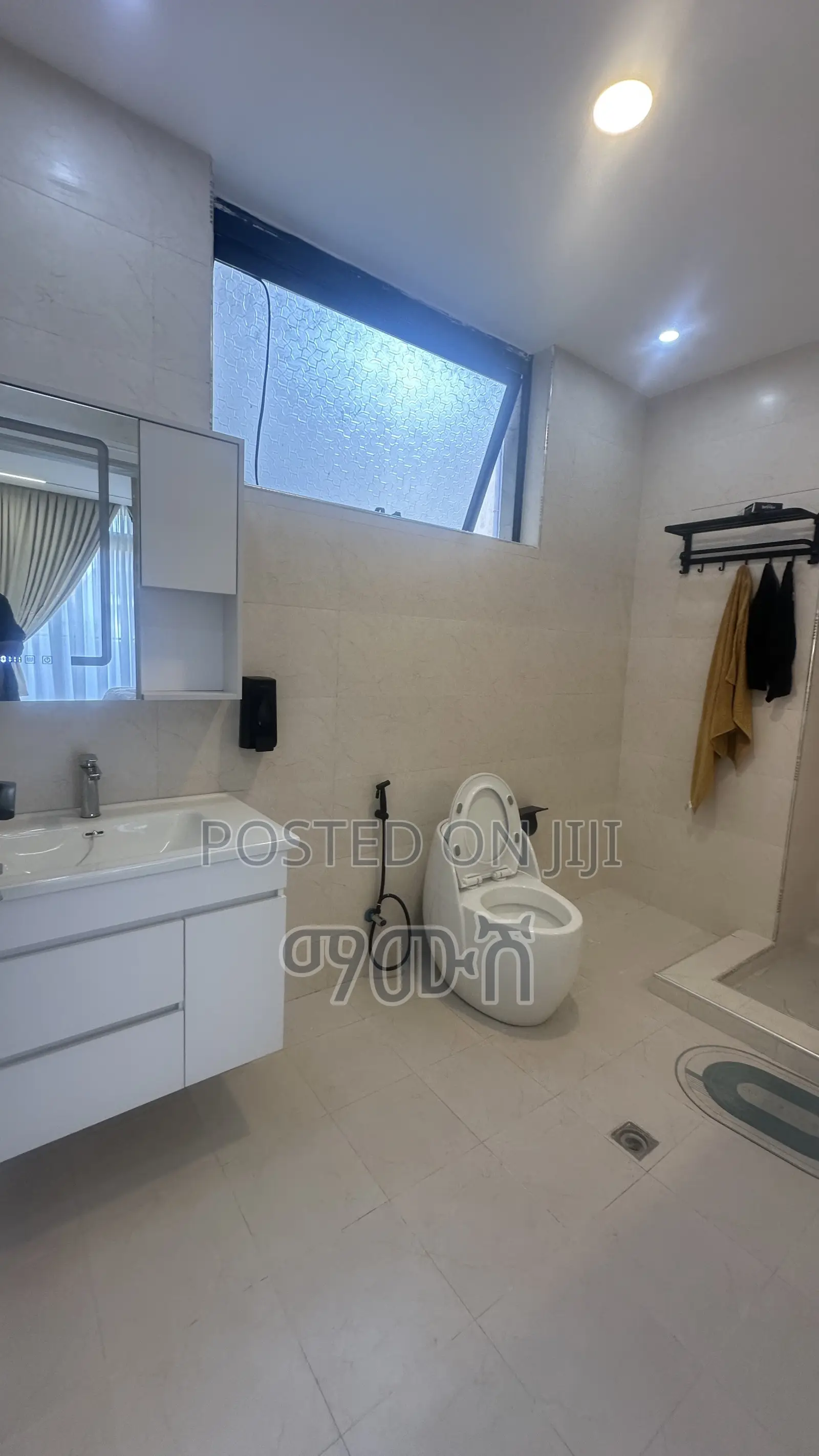 Furnished 5bdrm Apartment in አያት, Bole for rent
