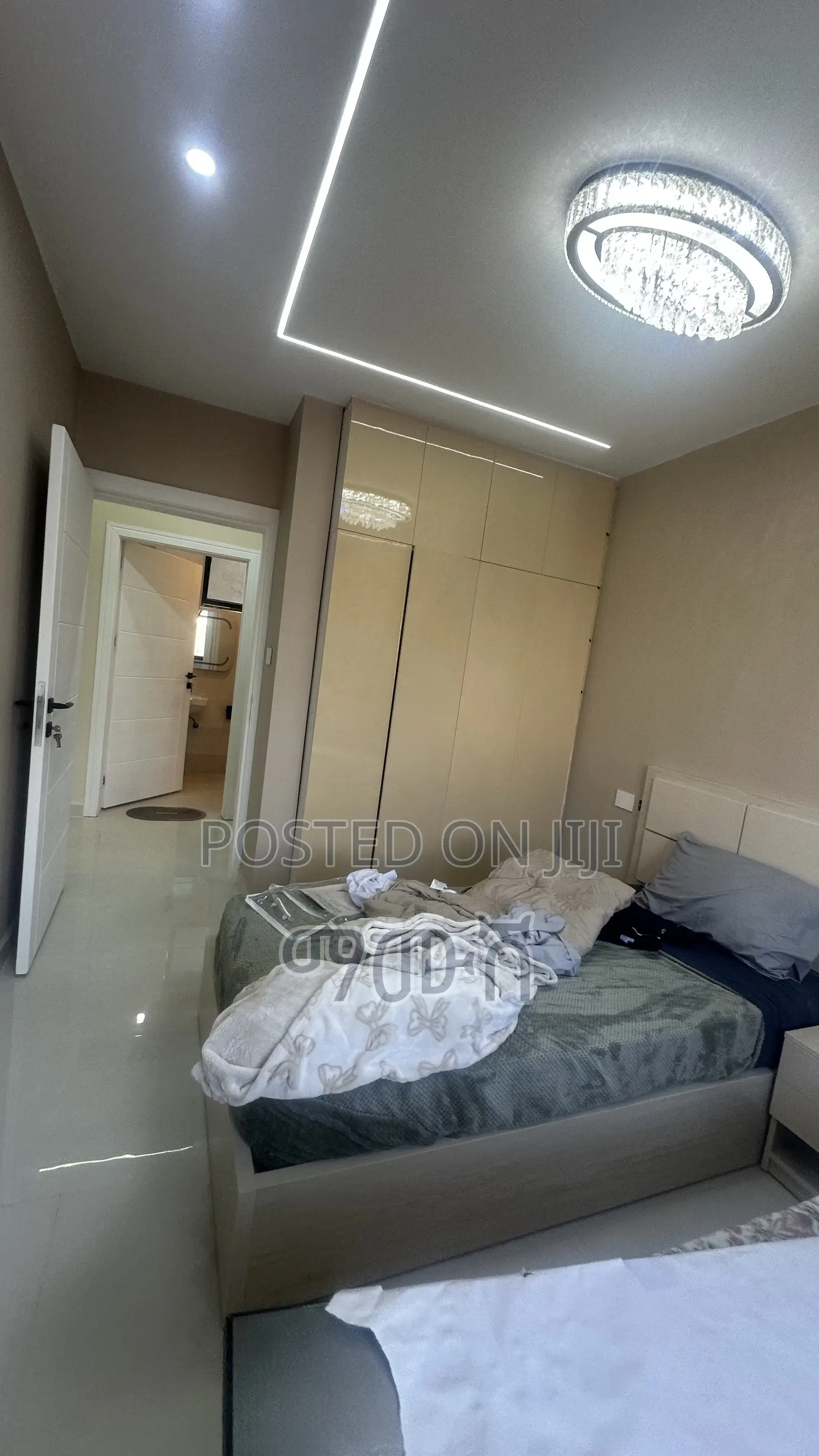 Furnished 5bdrm Apartment in አያት, Bole for rent