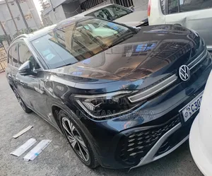 Volkswagen ID.6 2022 Blue