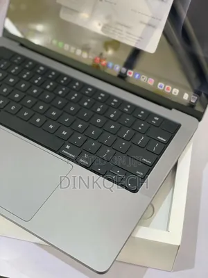 Laptop Apple MacBook Pro 2020 M1 16GB Apple M1 Pro SSD 1T