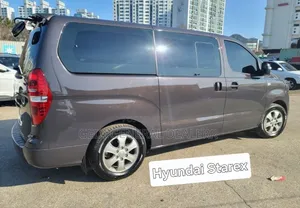 Hyundai Staria 2022 Brown