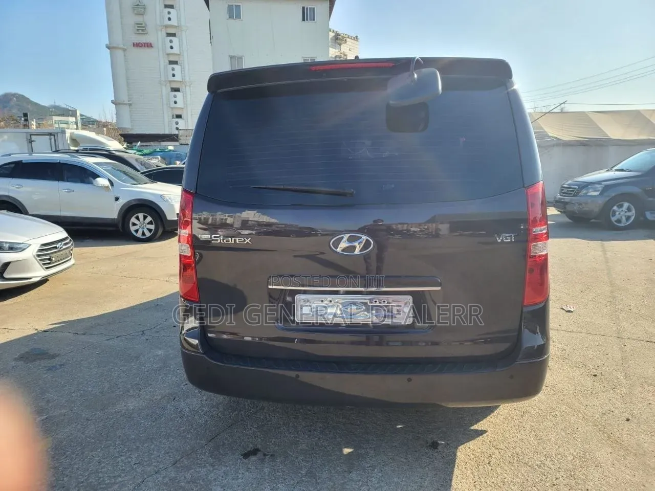 Hyundai Staria 2022 Brown