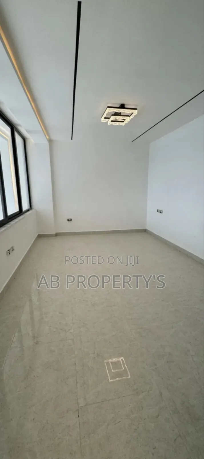 Furnished 4bdrm Penthouse in ወሎ ሰፈር, Bole for sale