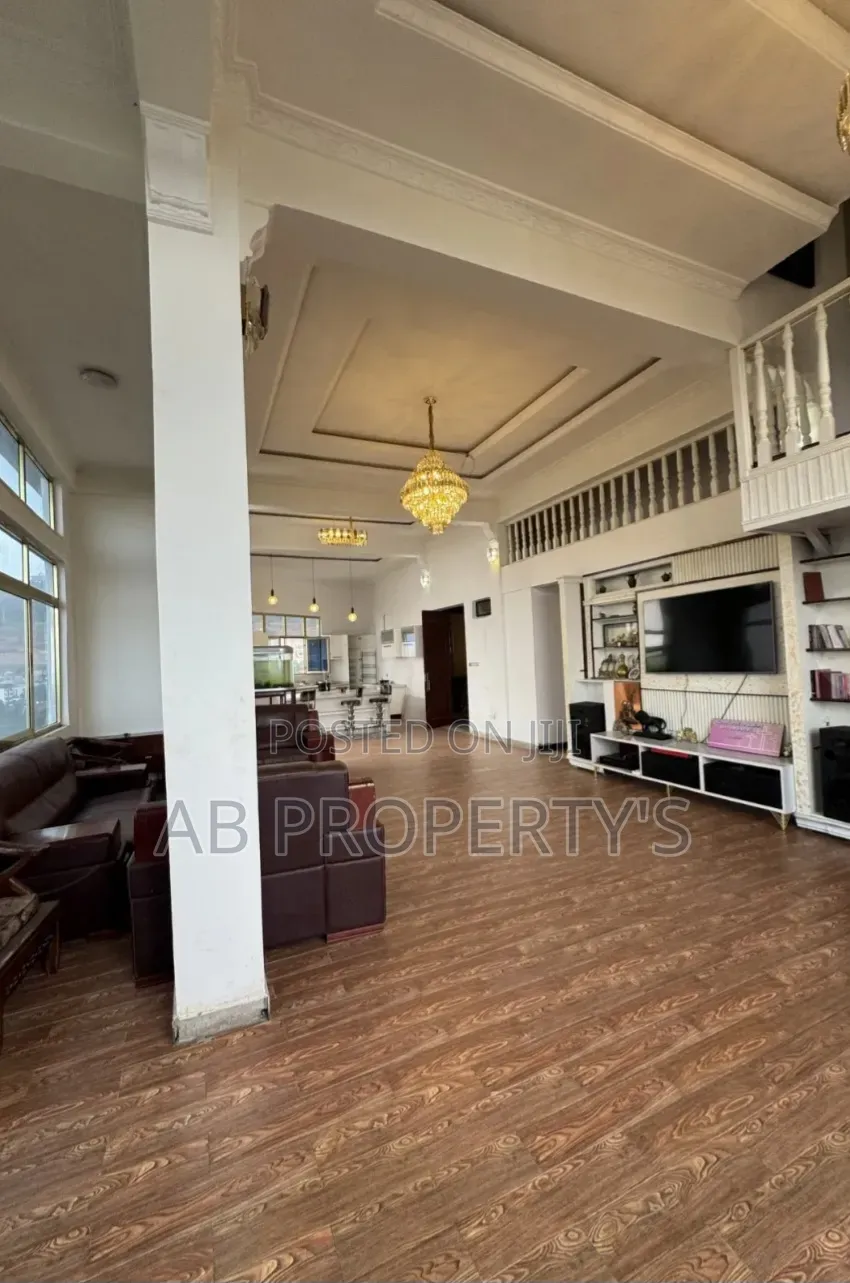 Furnished 4bdrm Apartment in Top View, Yeka for sale