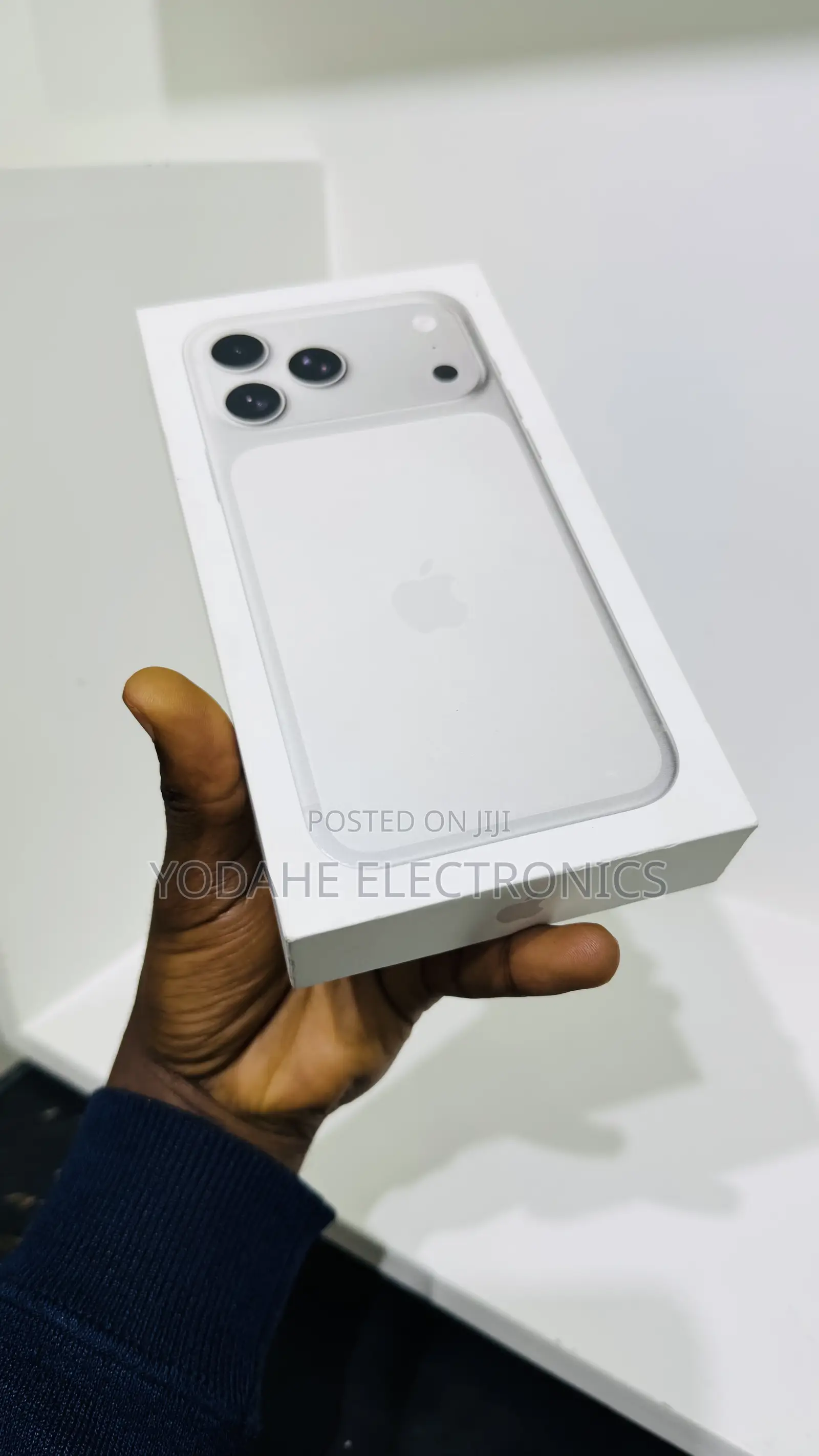 New Apple iPhone 17 Pro Max 256 GB Silver