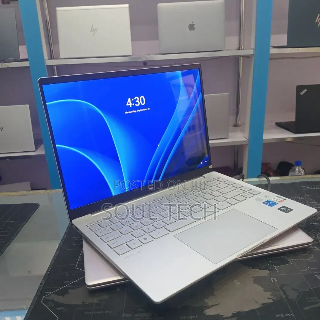 New Laptop HP Pavilion 14 16GB Intel Core i5 SSD 1T