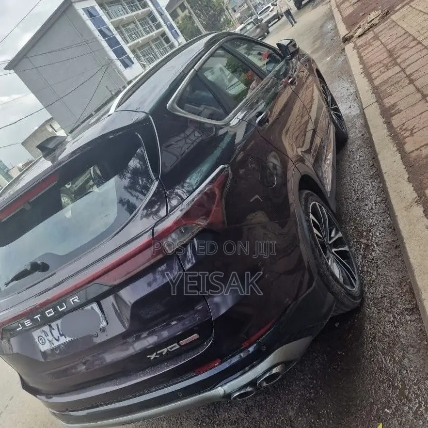 Jetour X70 Plus 2022 Burgundy