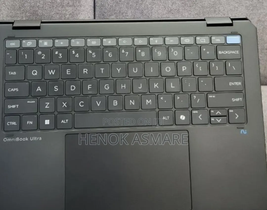 New Laptop HP OmniBook Ultra Flip 14" 16GB Intel Core Ultra 7 SSD 1T