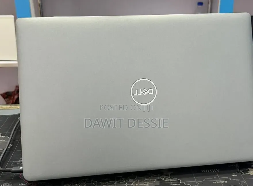 New Laptop Dell Latitude 5550 16GB Intel Core Ultra 7 SSD 512GB
