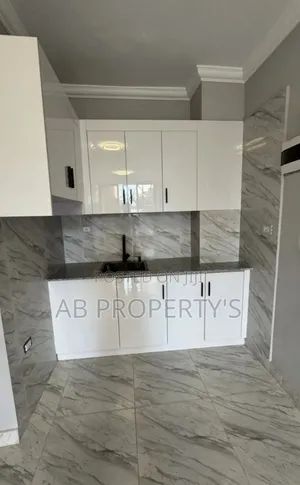 Furnished 2bdrm Apartment in መገናኛ, Yeka for sale